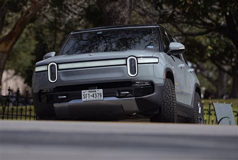 Rivian shares soar on massive cash injection from Volkswagen.